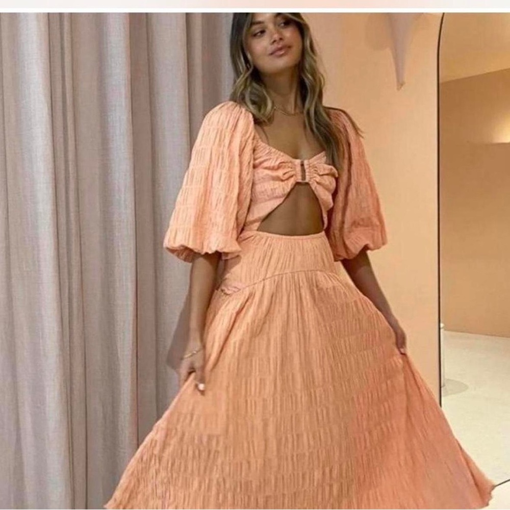 ▪️ SOVERE MERCY REVERSIBLE MIDI DRESS ORANGE PINK SIZE